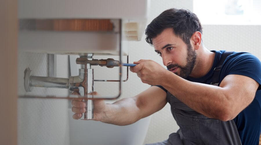 Water heater thermostat replacement in Eagle River, AK