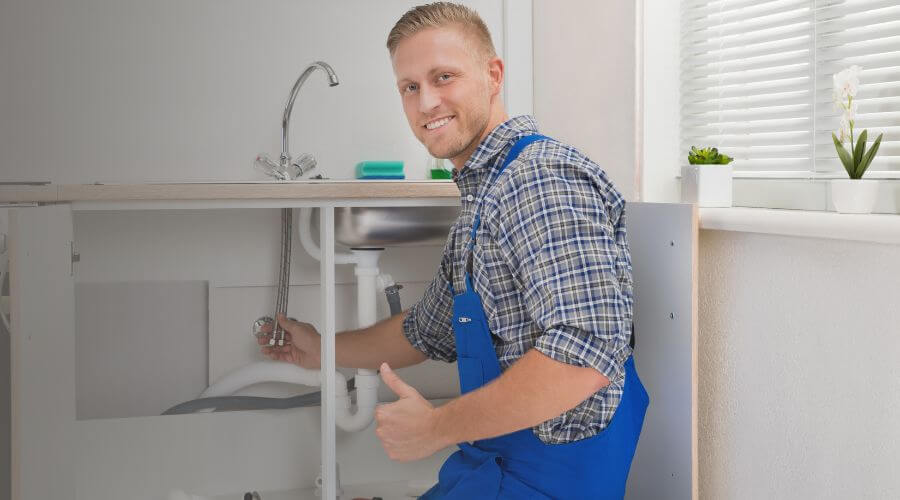 Local water heater installation in Eagle River, AK